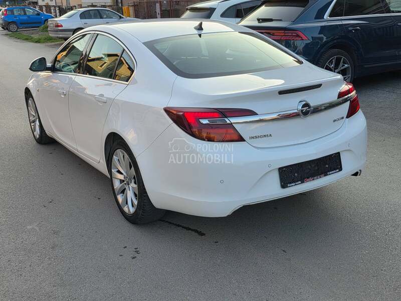 Opel Insignia 2.0d REST/LEDNAV I