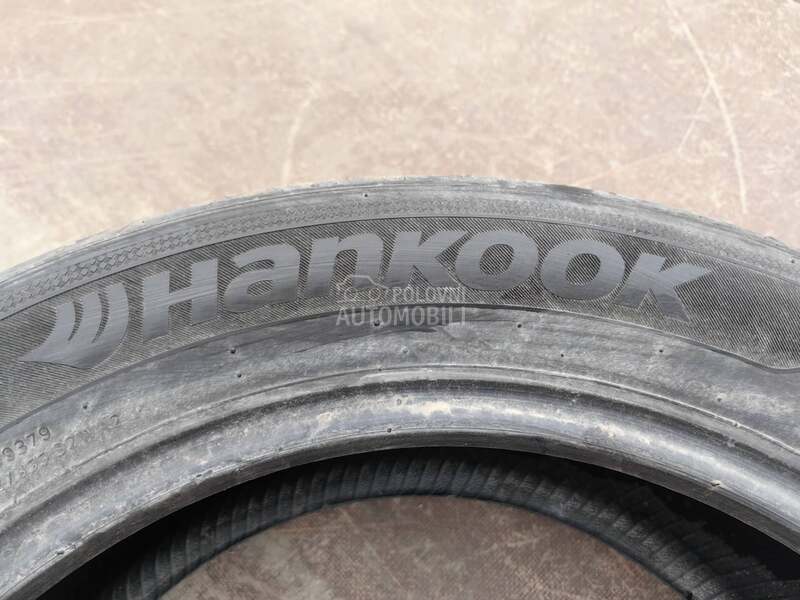 Hankook 215/55 R17 Letnja