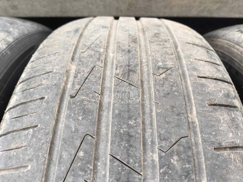 Hankook 215/55 R17 Letnja
