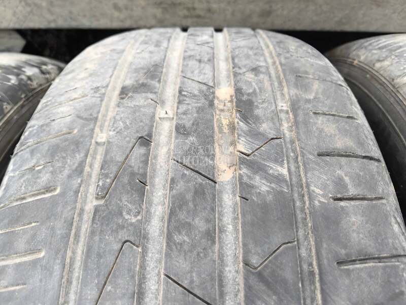 Hankook 215/55 R17 Letnja