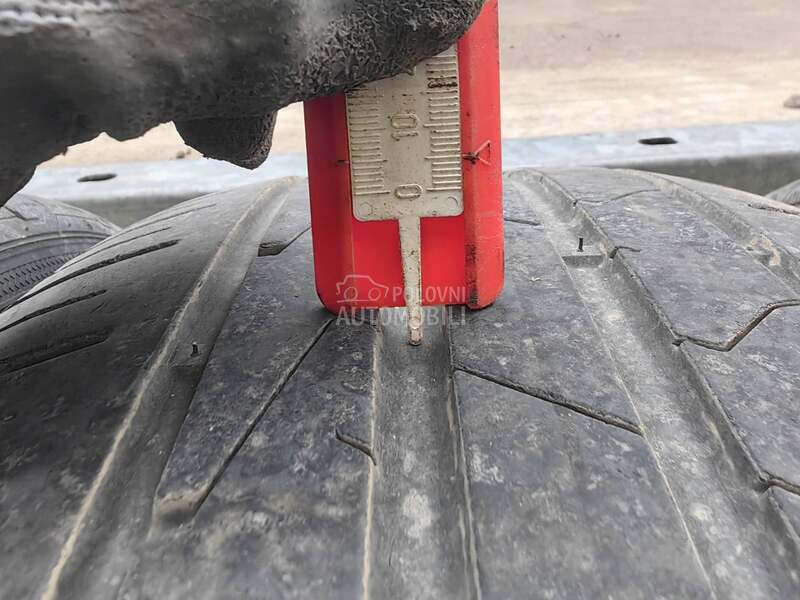 Hankook 215/55 R17 Letnja