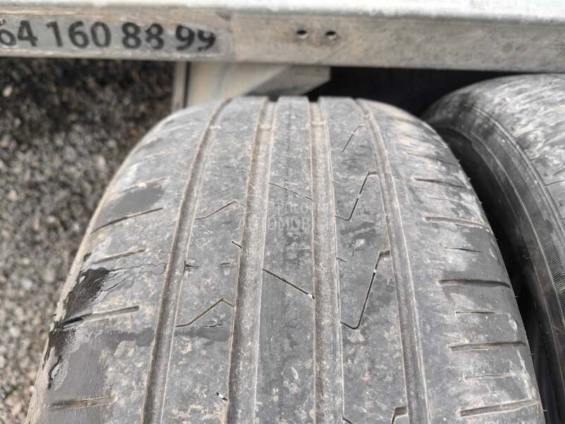 Hankook 215/55 R17 Letnja