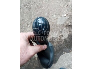 rucica menjaca za Dacia Logan, Sandero, Stepway od 2004. do 2011. god.