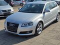 Audi A3 1.6tdi S-LINE/LED