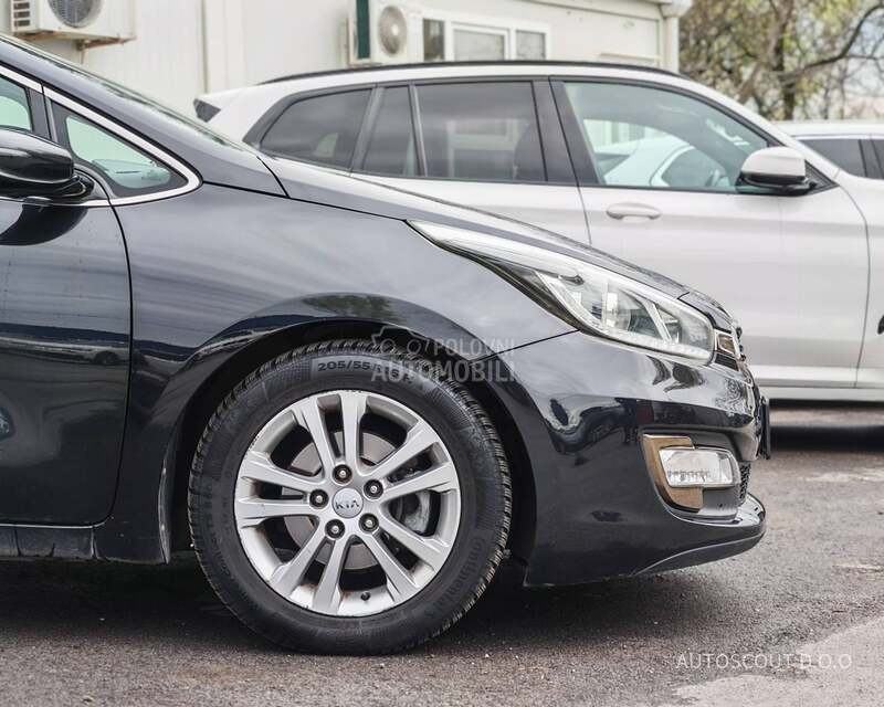 Kia pro_cee`d 1.6 crdi x tech