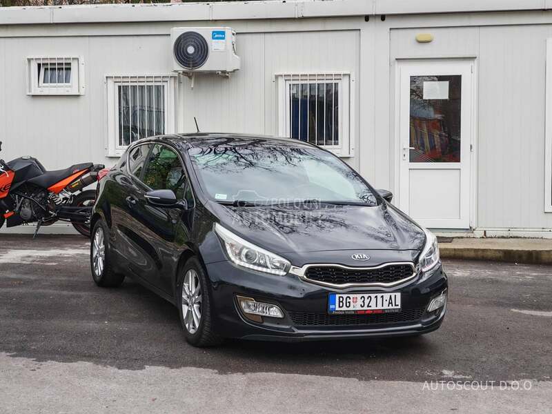 Kia pro_cee`d 1.6 crdi x tech