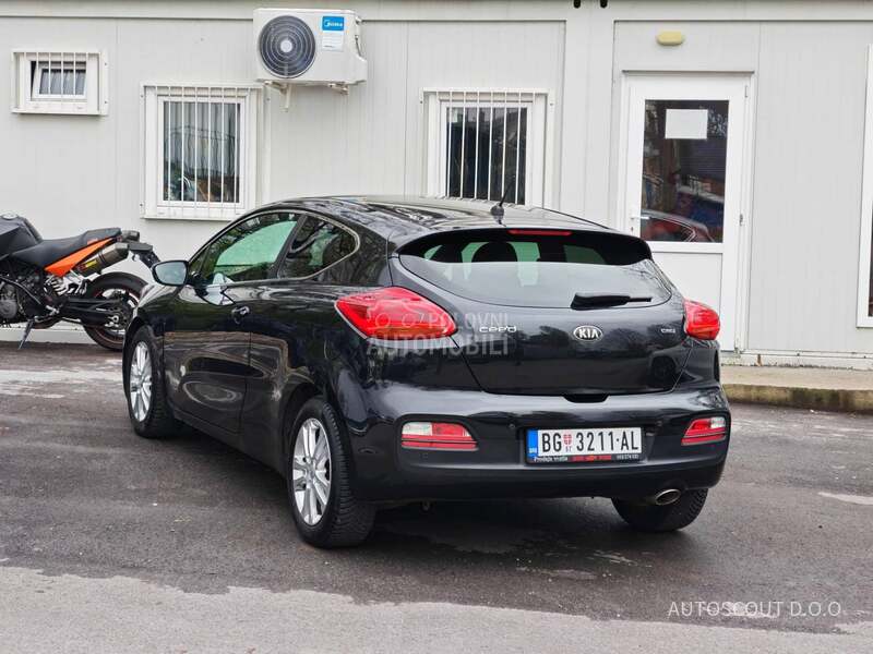 Kia pro_cee`d 1.6 crdi x tech