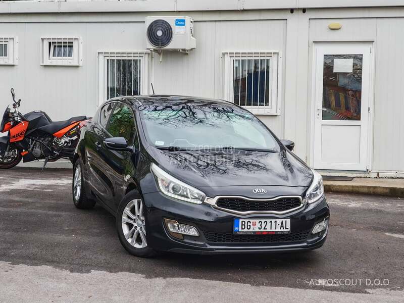 Kia pro_cee`d 1.6 crdi x tech