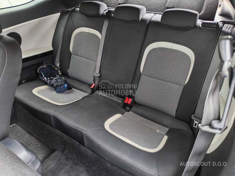 Kia pro_cee`d 1.6 crdi x tech