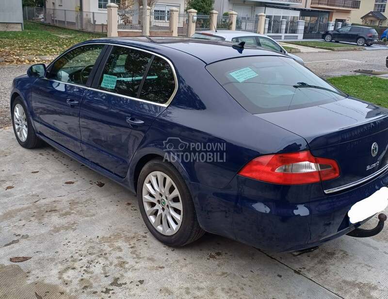 Škoda Superb 