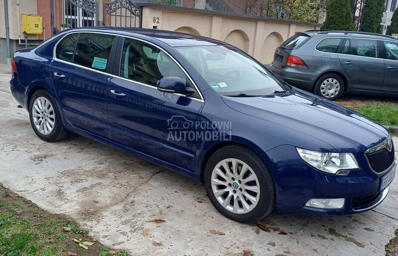 Škoda Superb 