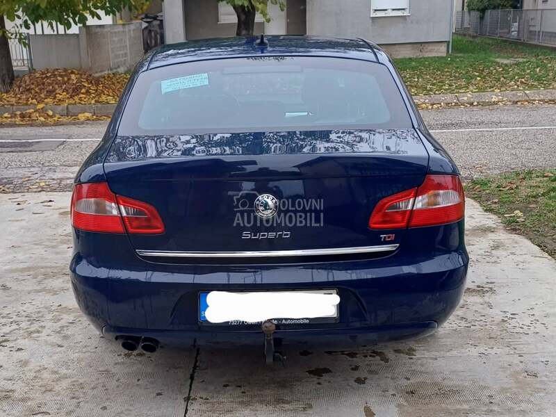 Škoda Superb 