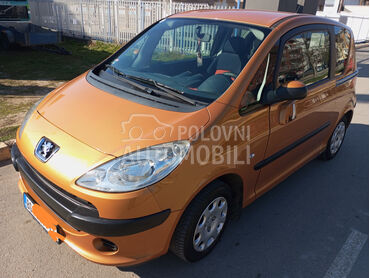 Peugeot 1007 