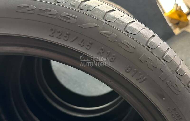 Pirelli 225/45 R18 Letnja