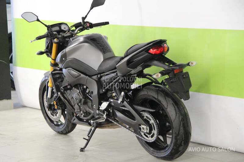 Yamaha FZ8 800