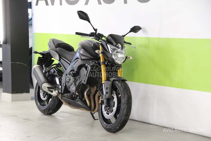 Yamaha FZ8 800