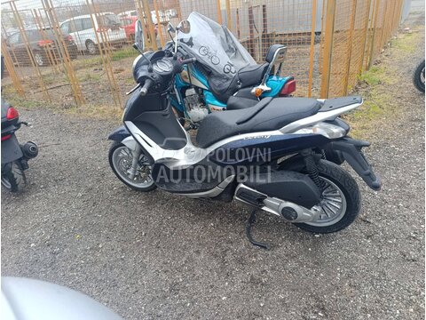 Piaggio beverly 300