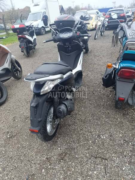 Piaggio beverly 300