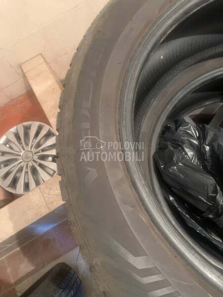 Vredestein 225/55 R18 Sve sezone
