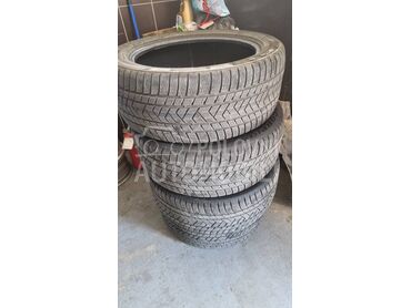 Pirelli 285/45 R21 Zimska