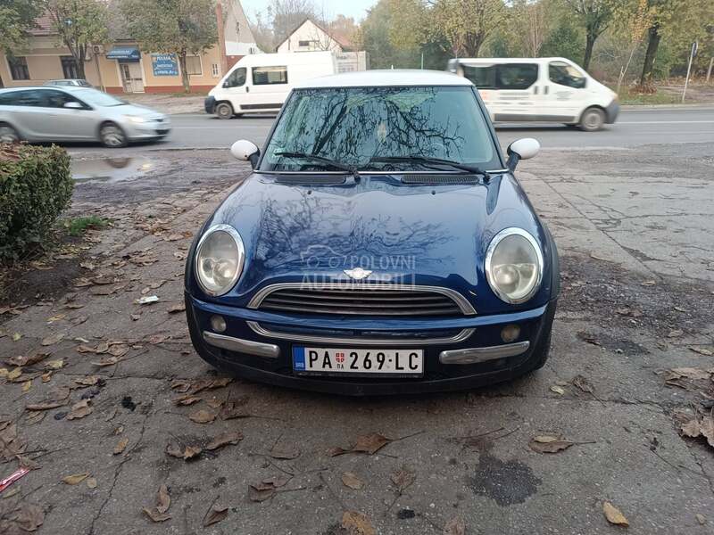MINI One 