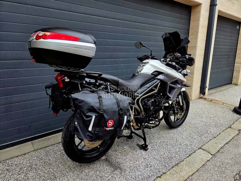 Triumph Tiger 800 XRT