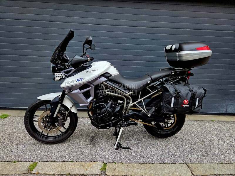 Triumph Tiger 800 XRT