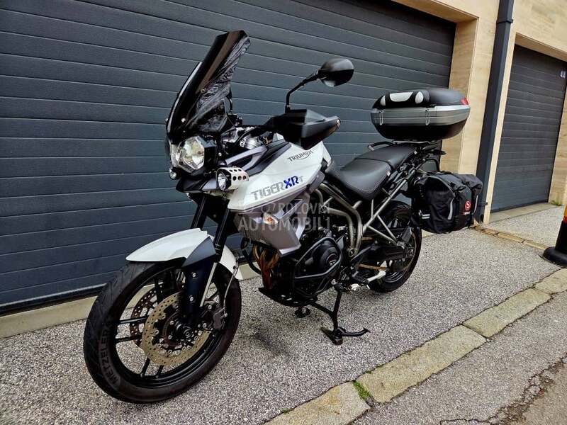 Triumph Tiger 800 XRT