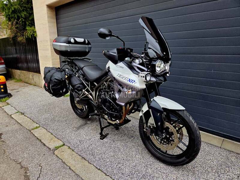 Triumph Tiger 800 XRT