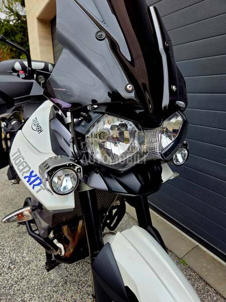 Triumph Tiger 800 XRT