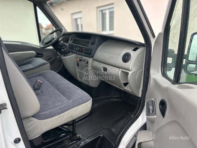 Nissan Interstar 2.5 dCi