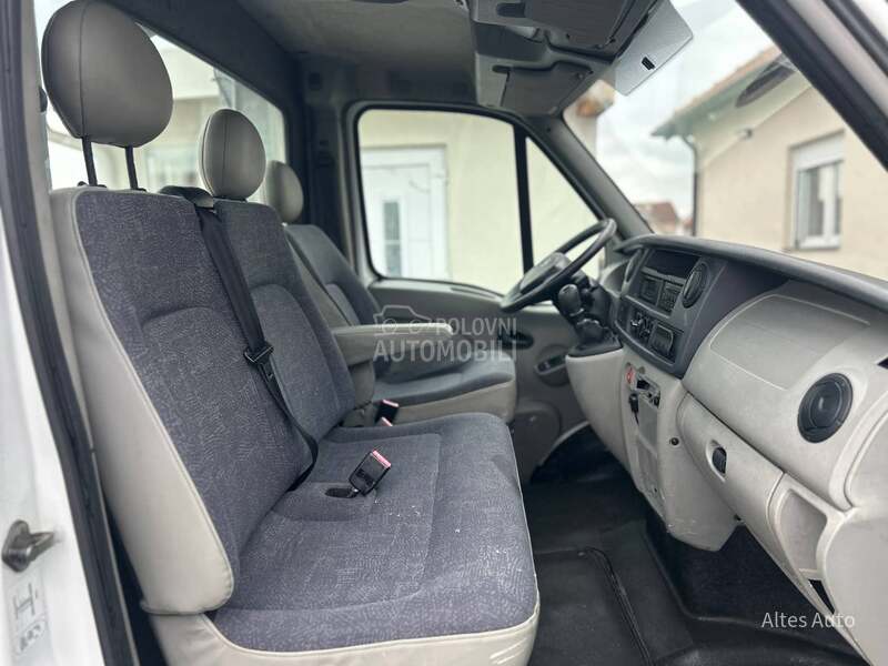 Nissan Interstar 2.5 dCi