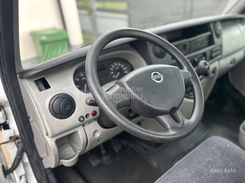 Nissan Interstar 2.5 dCi