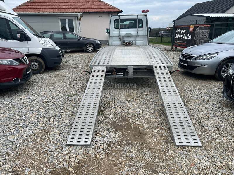 Nissan Interstar 2.5 dCi