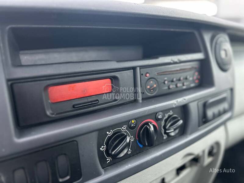 Nissan Interstar 2.5 dCi