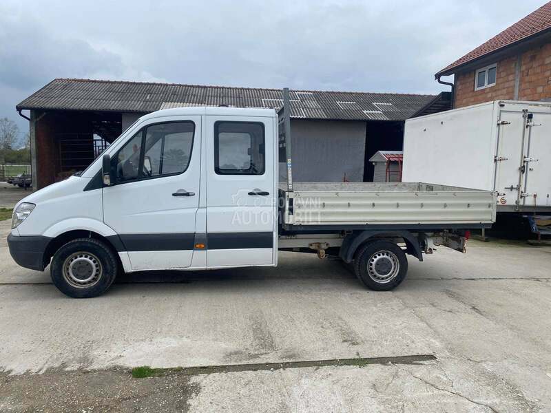 Mercedes Benz Sprinter 311