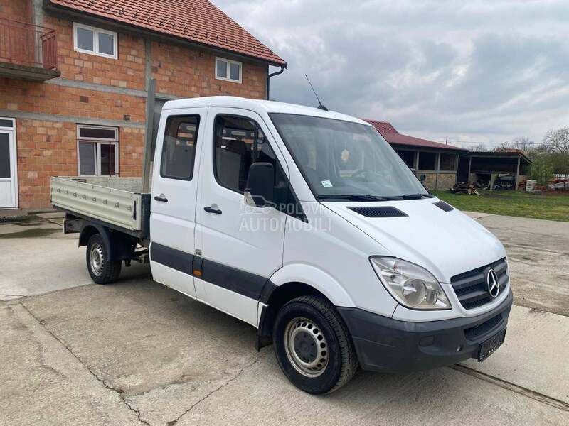 Mercedes Benz Sprinter 311