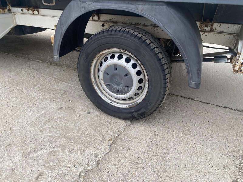 Mercedes Benz Sprinter 311