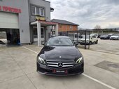 Mercedes Benz E 220 NAV/LED