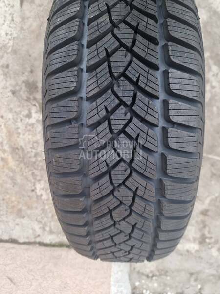Fulda 215/60 R16 Zimska