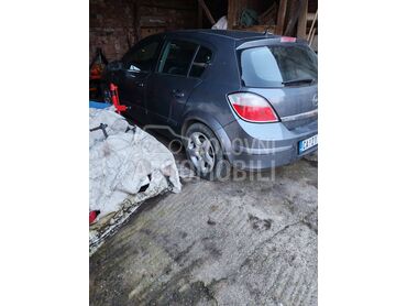 Opel Astra H 1.9 CDTI