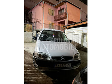 Citroen Saxo 