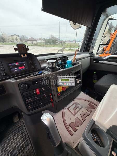 MAN TGS 37.460
