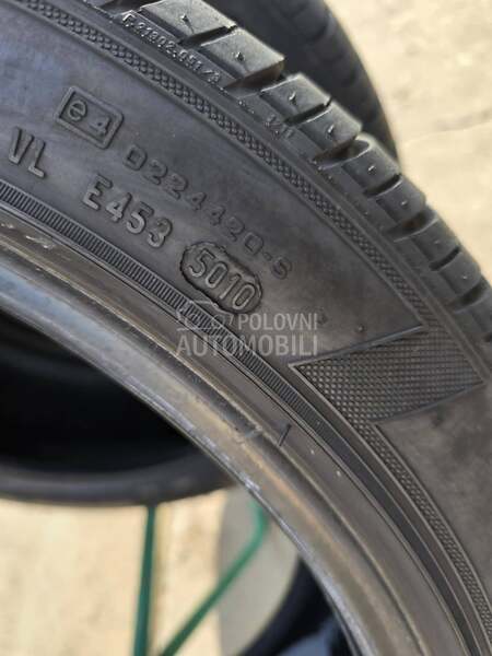 Pirelli 255/40 R19 Letnja