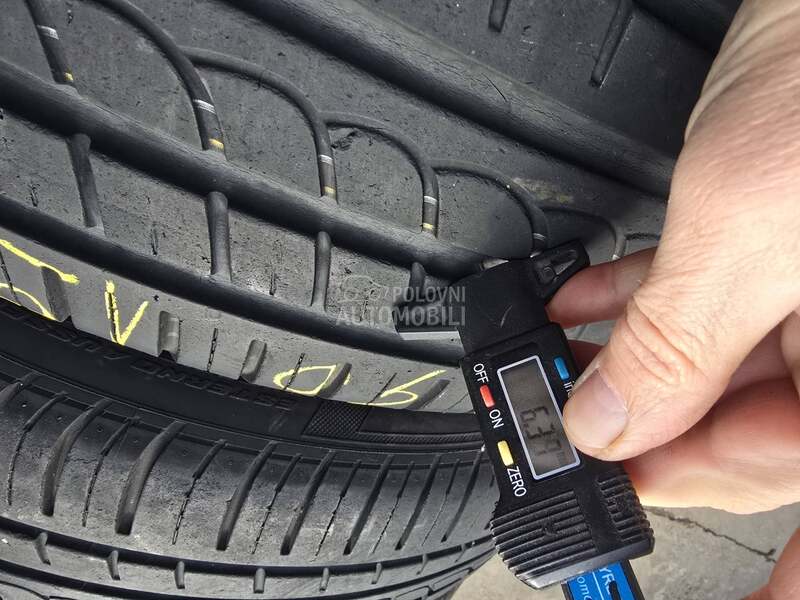 Pirelli 255/40 R19 Letnja