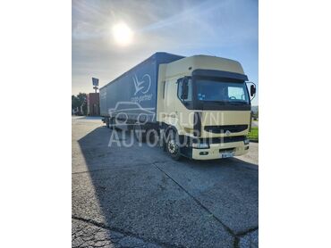 Renault Premium