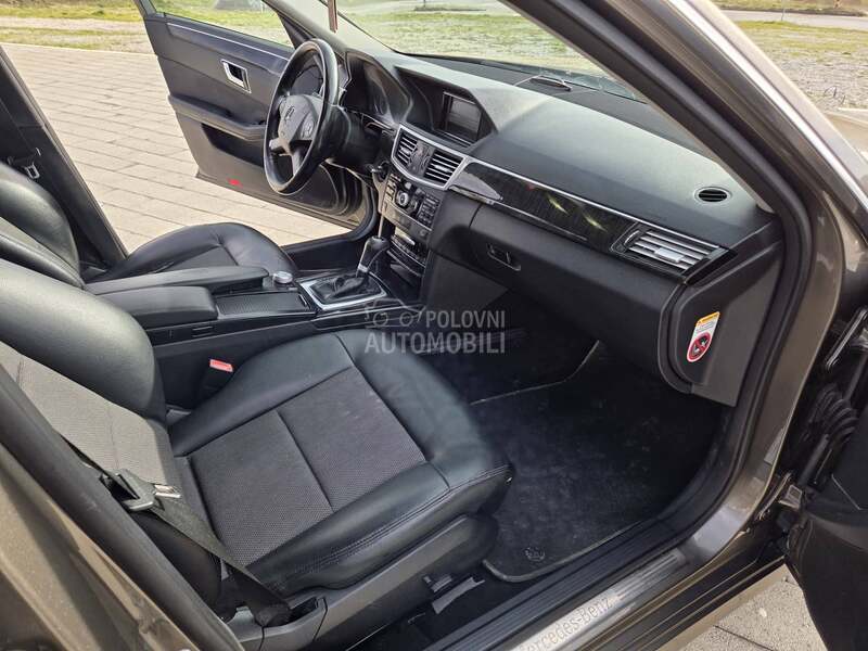 Mercedes Benz E 250 
