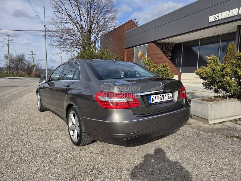 Mercedes Benz E 250 