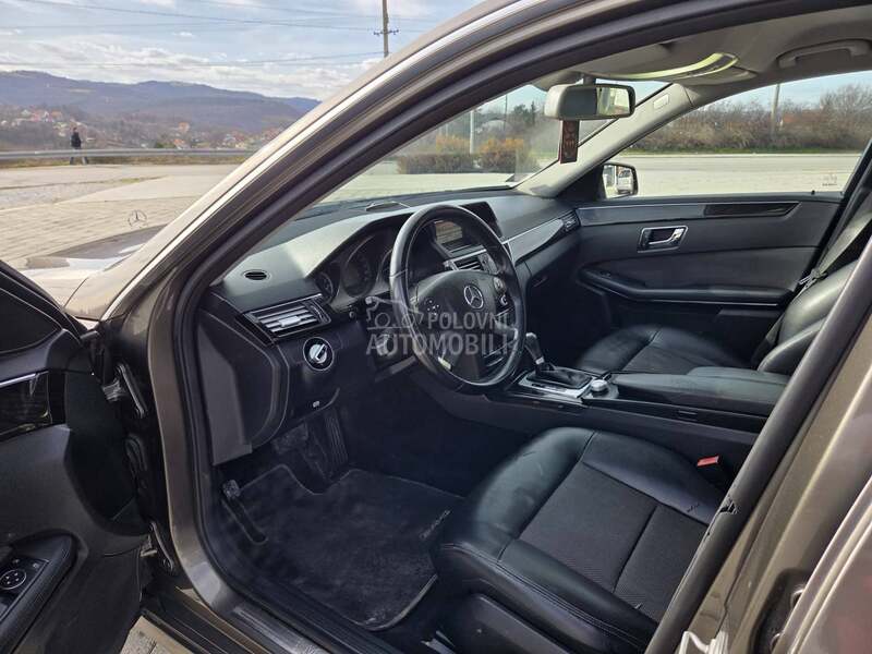 Mercedes Benz E 250 