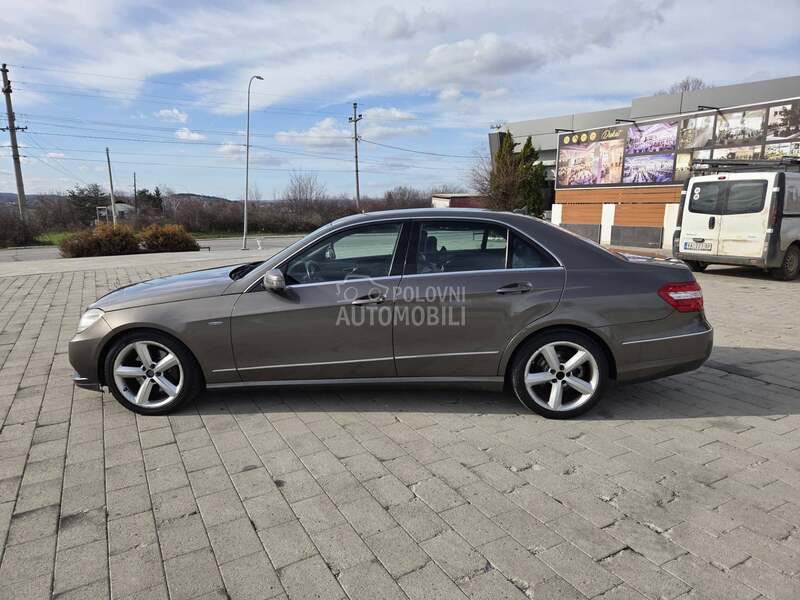 Mercedes Benz E 250 
